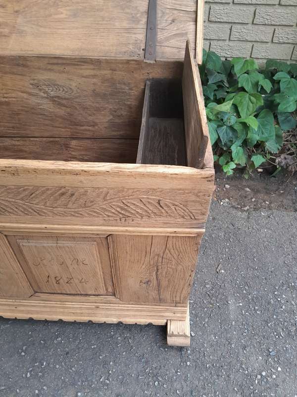 An Antique 19h Century Circa 1824 Carved Oak Wood Kist (Could be used as a Coffee Table) in a Ble...