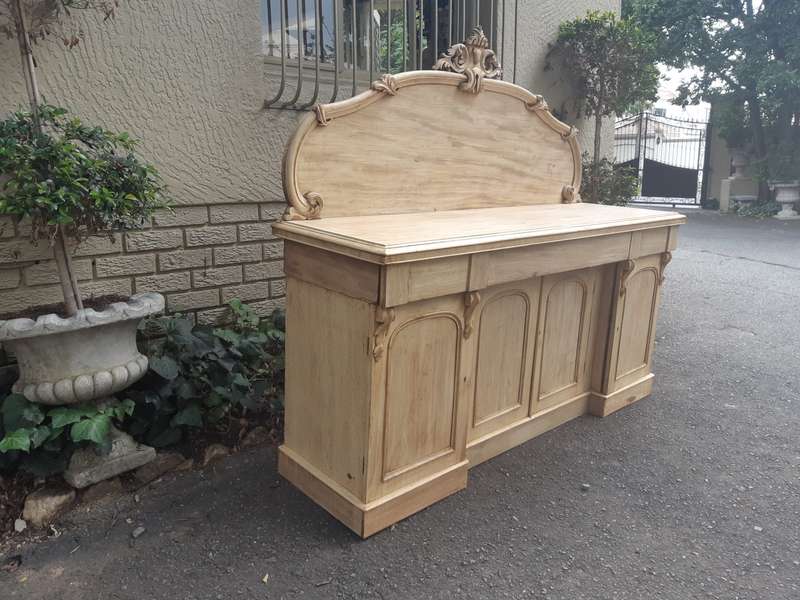 Bleached / Natural Wood Finish Mahogany Carved 4 Door Chiffonier