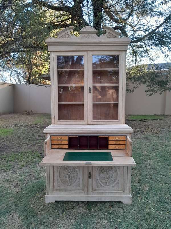 Edwardian Oak Escretoire Bookcase