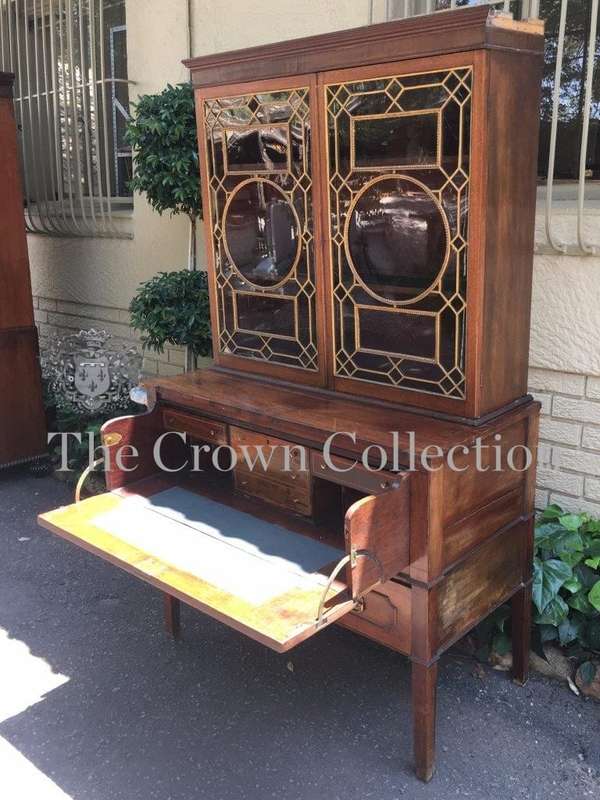 18th Century Chippendale Mahogany Secretaire Cabinet