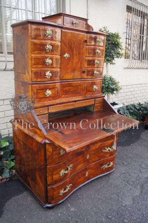 18th Century Lombardy Burr Walnut Secretaire Cabinet, circa 1760