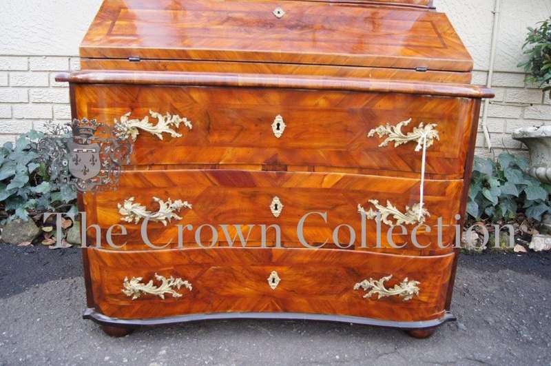 18th Century Lombardy Burr Walnut Secretaire Cabinet, circa 1760