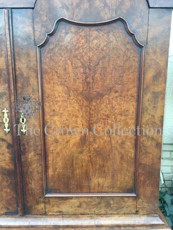 19th Century Burr Walnut Gabled Bombe Armoire in Rococo Taste, Dutch circa 1860