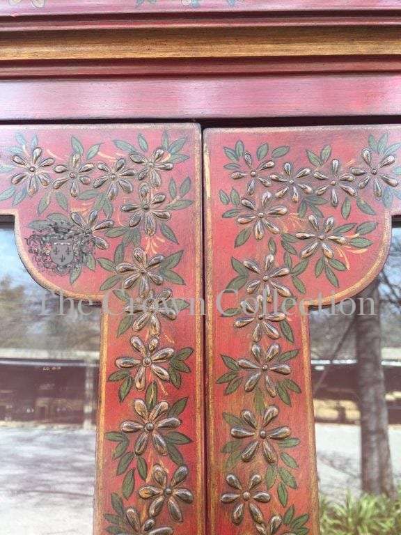 A Fine & Rare George II Style Lacqured Broken Pediment Bookcase in the Chinese Taste, English Mid...