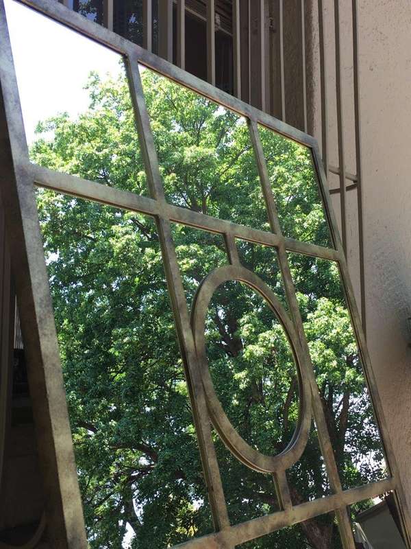 Wrought Iron Gilded Mirror with Circle Detail (gold)
