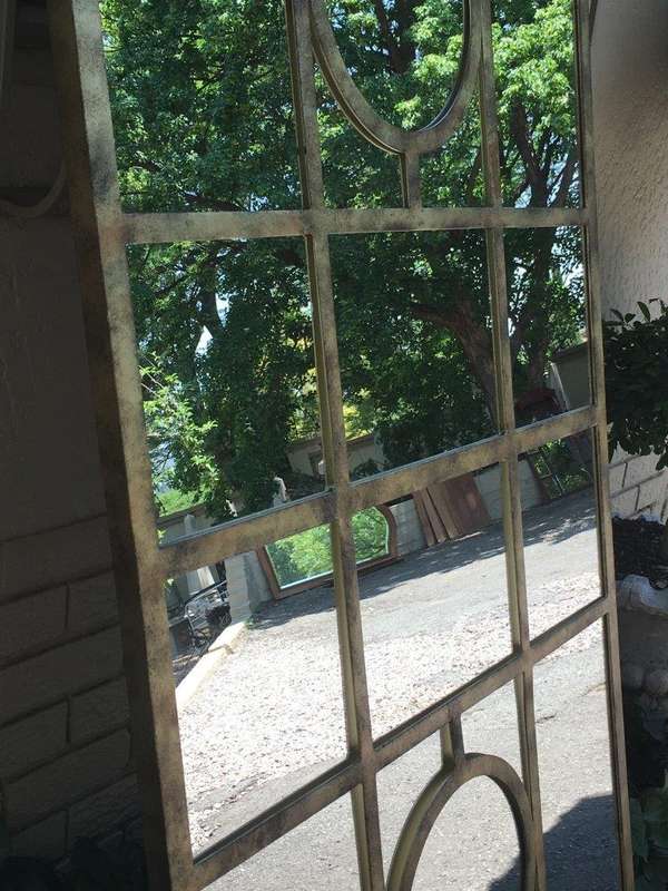 Wrought Iron Gilded Mirror with Circle Detail (gold)