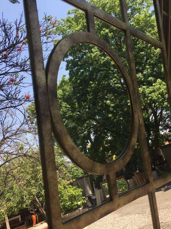 Wrought Iron Gilded Mirror with Circle Detail (gold)
