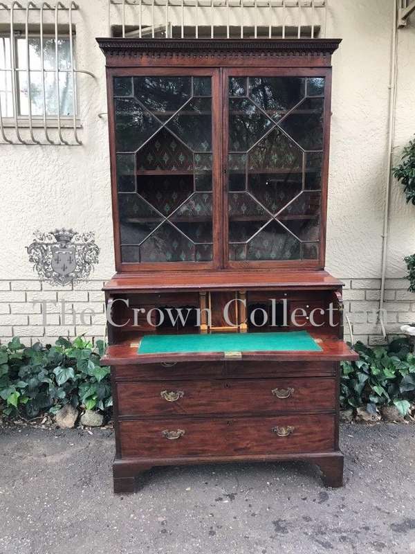 A Fine Late 19th Century George III Sheraton Period Plum Pudding Mahogany Secretaire bookcase