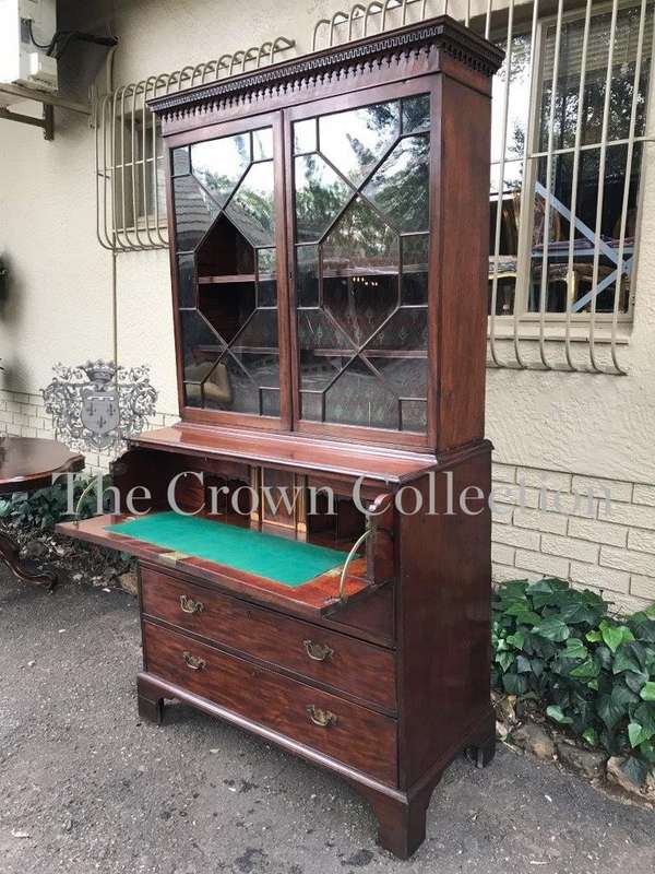 A Fine Late 19th Century George III Sheraton Period Plum Pudding Mahogany Secretaire bookcase