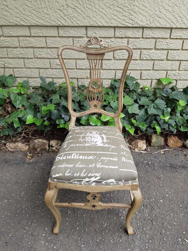 Set of 6 Bleached Antique W. Whitley London Dining Chairs (2 Arch chairs and 4 Dining Chairs)