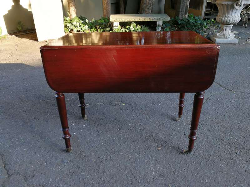 Mahogany Pembroke Drop side Table