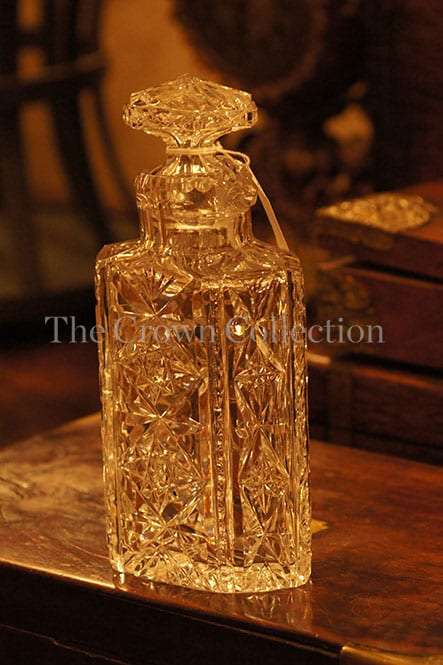 Crystal decanter