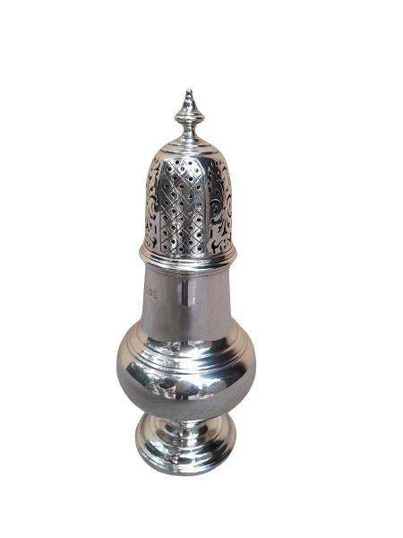 An Antique Circa Early 1900s English  Silver Edward VII Sugar Castor Shaker  (Silver 180g) ND