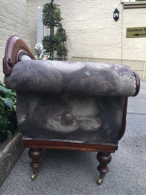 Antique Hand Carved Mahogany Chaise Longue