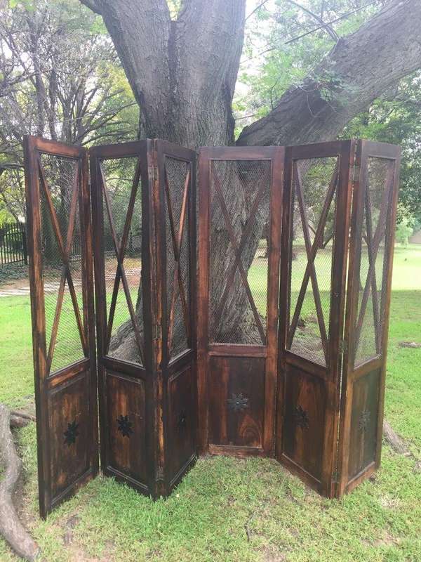 A Pair of 20th Century Wooden Screens/Room Dividers