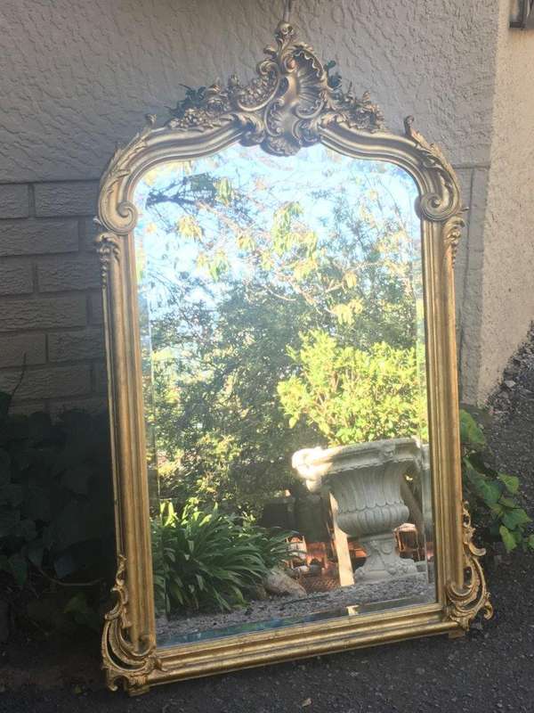 20th Century Rococo Style Giltwood Pier Mirror