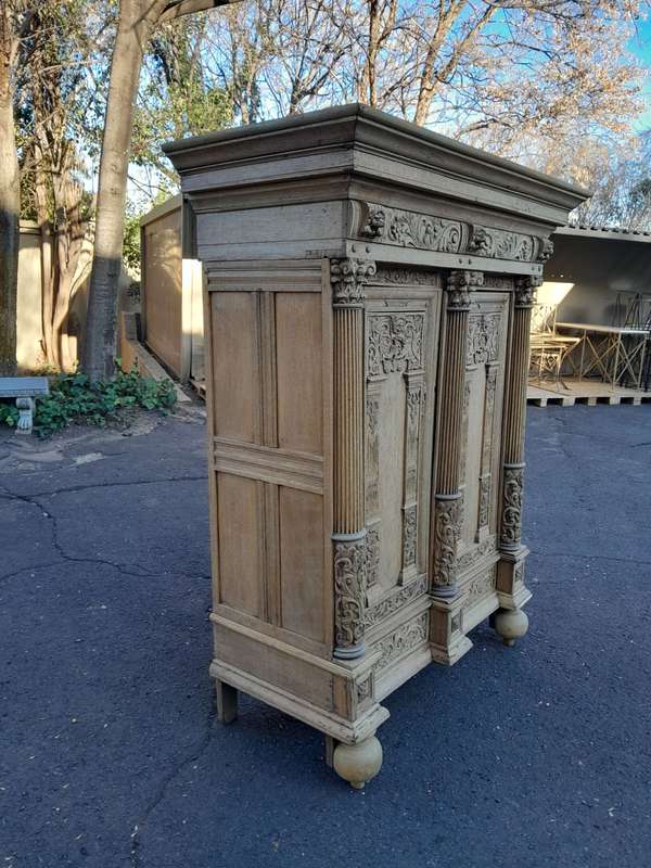 An 18th Century Renaissance Style Ornately Carved Cabinet/Armoire/ Kussenkast in a Contemporary B...