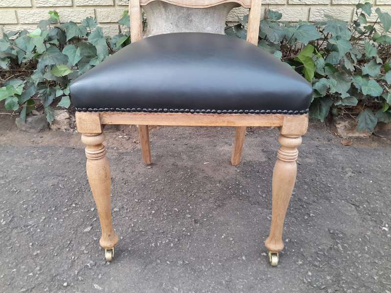 Set of 6 Edwardian Mahogany Chairs Upholstered in Black Leather