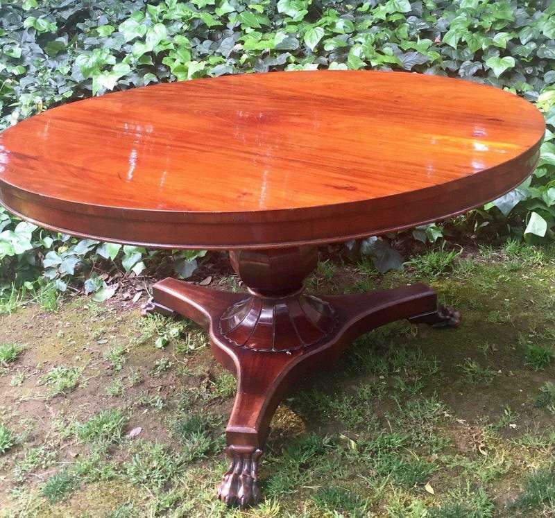 Victorian Mahogany Circular Dining Table (4-Seater)