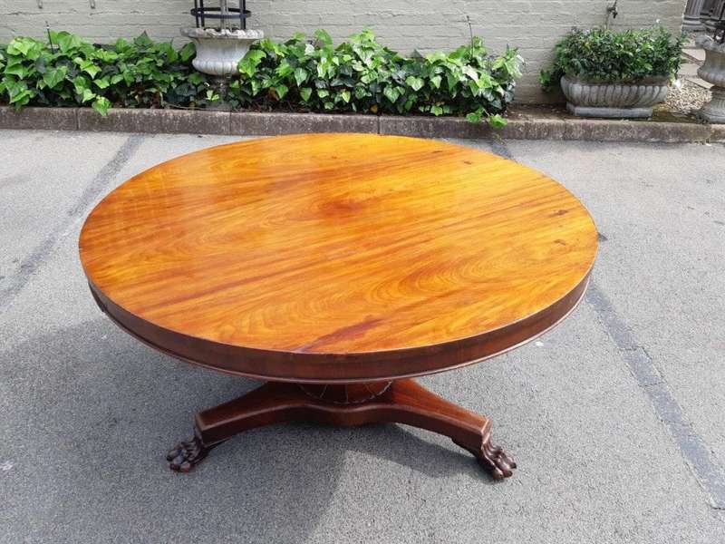 Victorian Mahogany Circular Dining Table (4-Seater)