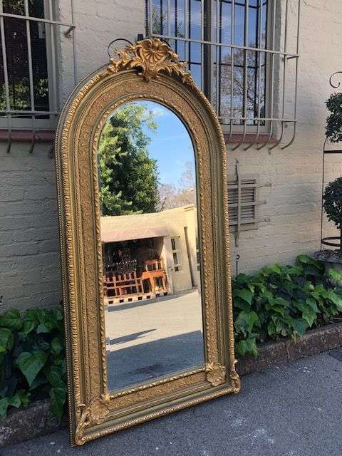Arched Bevelled Mirror