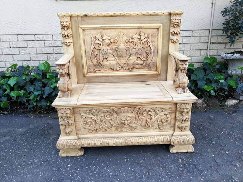 Italian Bleached / Natural Wood Finish walnut monk's bench carved with griffins and a crest - ND