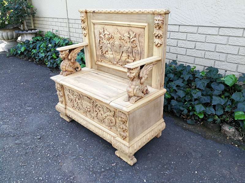 Italian Bleached / Natural Wood Finish walnut monk's bench carved with griffins and a crest - ND