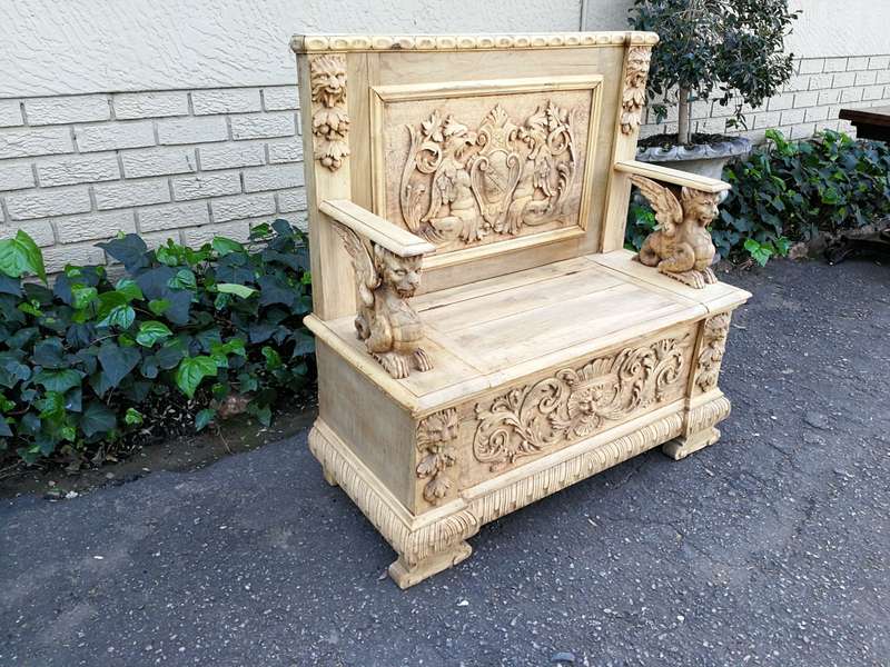 Italian Bleached / Natural Wood Finish walnut monk's bench carved with griffins and a crest - ND