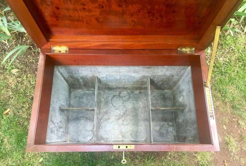 Regency mahogany cellarette / wine cooler with fitted liner