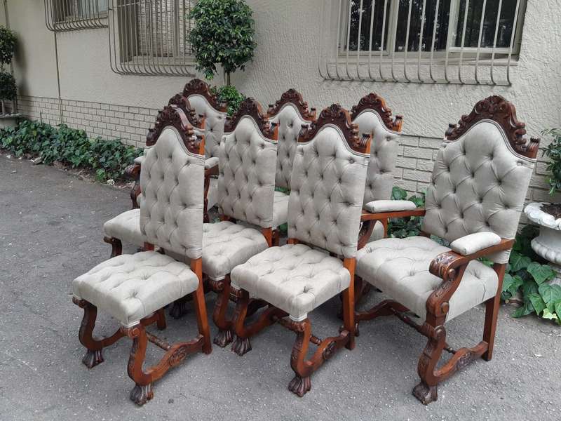 A Set of 8 Antique/Vintage Dining Chairs (2 carvers and 6 dining chairs)upholstered imported Engl...