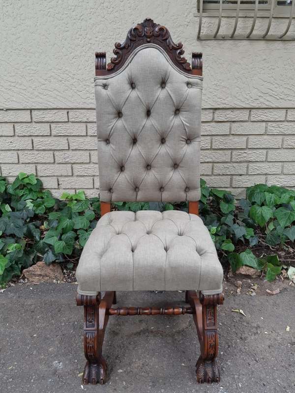 A Set of 8 Antique/Vintage Dining Chairs (2 carvers and 6 dining chairs)upholstered imported Engl...