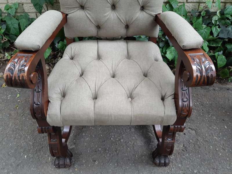 A Set of 8 Antique/Vintage Dining Chairs (2 carvers and 6 dining chairs)upholstered imported Engl...