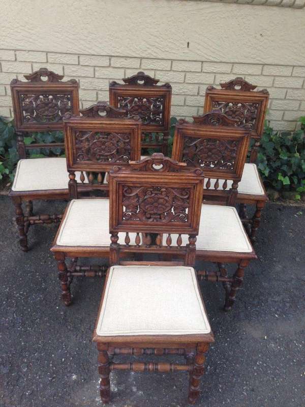 Set of 6 French antique carved chairs