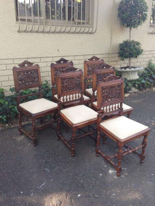 Set of 6 French antique carved chairs