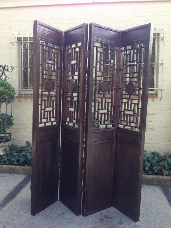 Wooden screen comprising of 4 panels