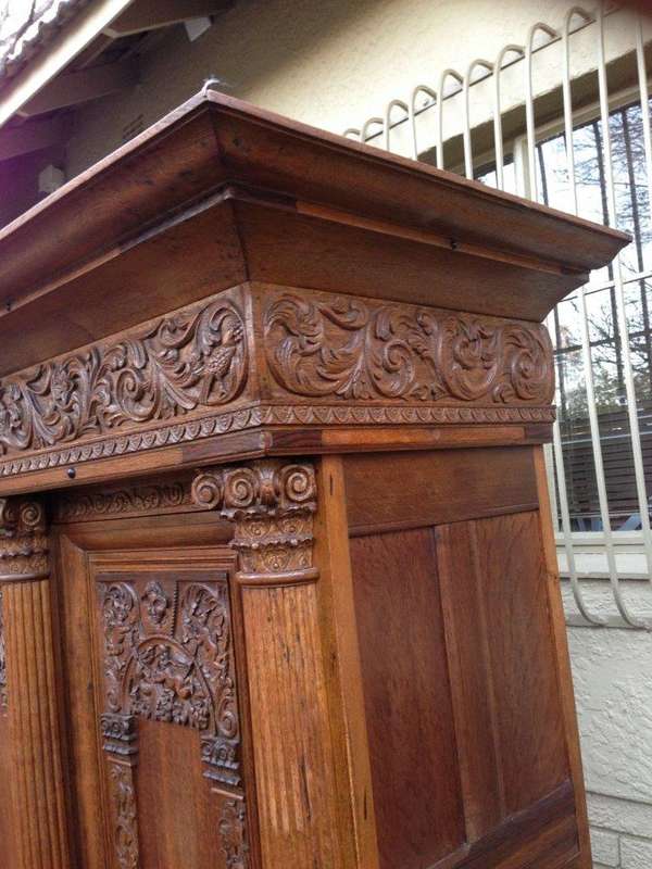 An Early 19th Century Renaissance Ornately Carved Oak Kussenkast On Bun Feet (Useful for TV or st...
