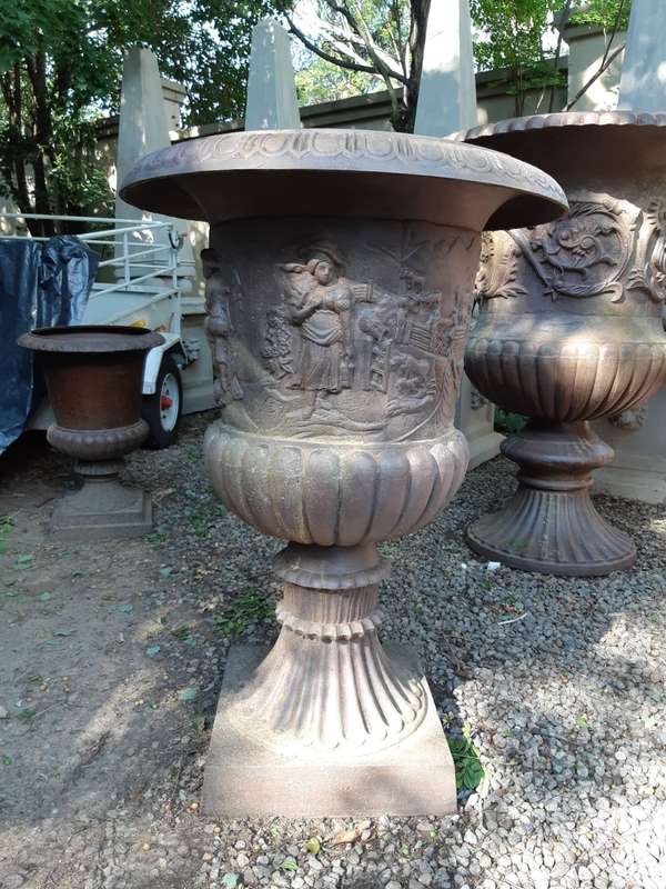 Cast Iron Urn