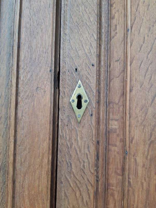 Louis Xv Oak Carved 4-Door Cabinet With Key