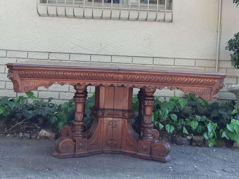 Magnificent English Oak Carved Library Table (4-6 Seater)