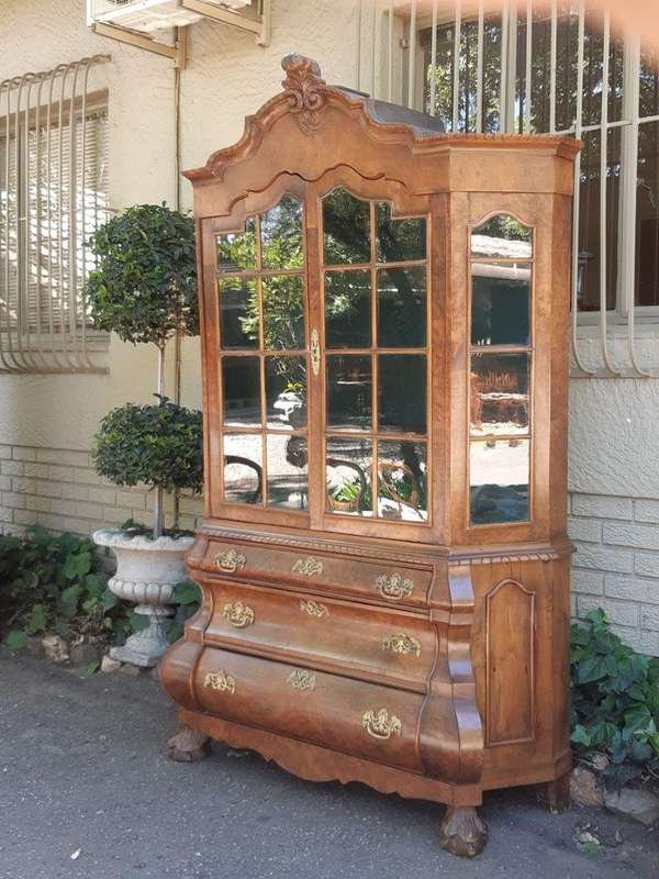 Dutch Walnut Bombe / Display Cabinet