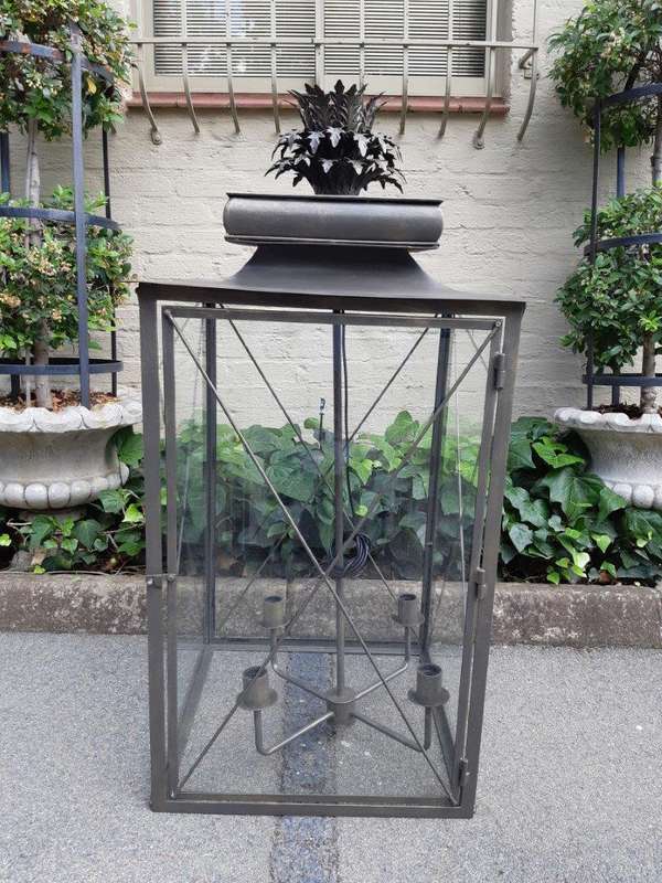 Square lantern