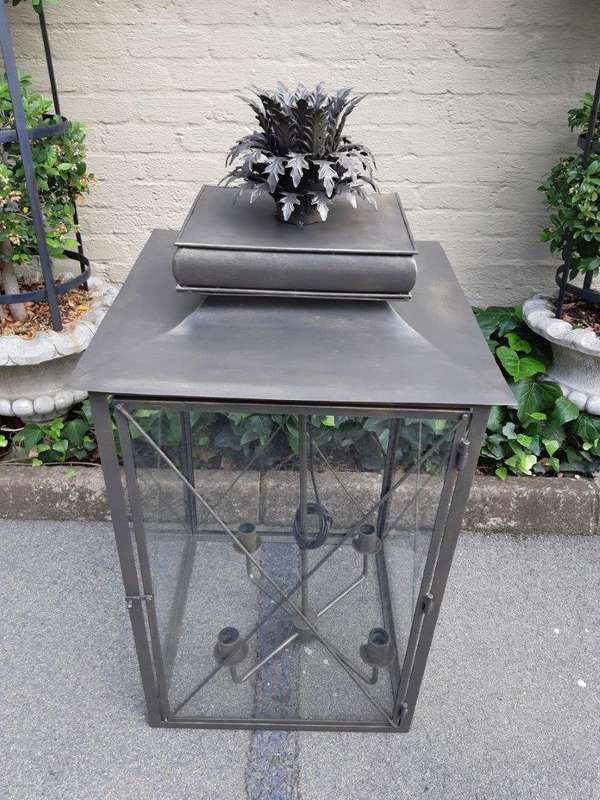 Square lantern