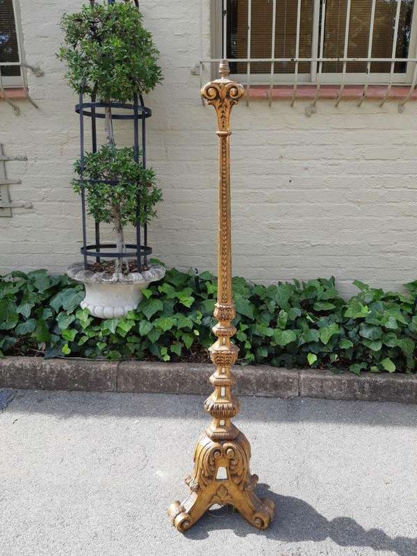 Early 20th Century Carved Giltwood Standing Lamp