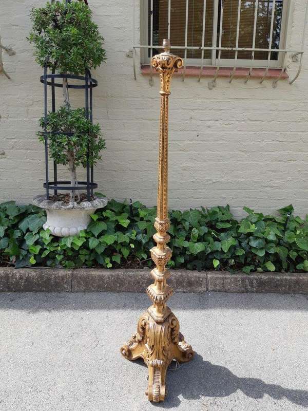 Early 20th Century Carved Giltwood Standing Lamp