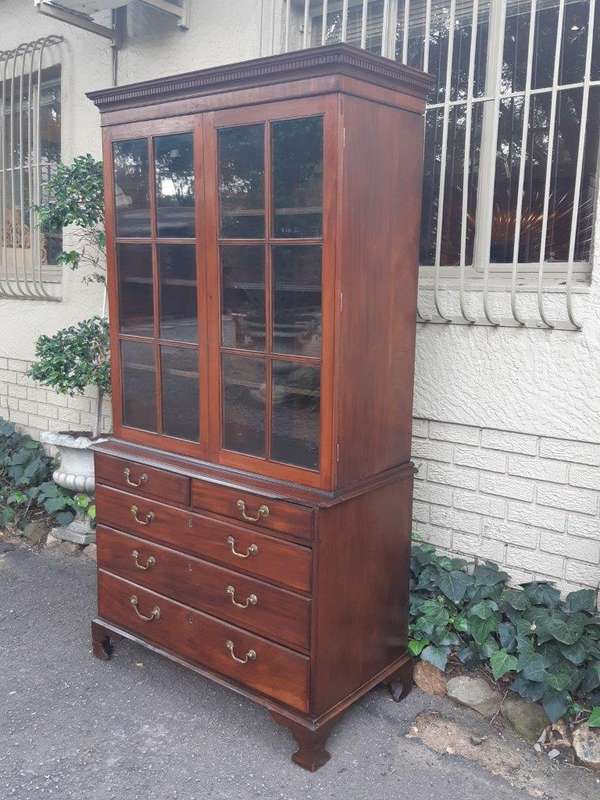 A Georgian Mahogany Bookcase on Chest with Slide-in Shelves & Original Brass Hardware on Bracket ...
