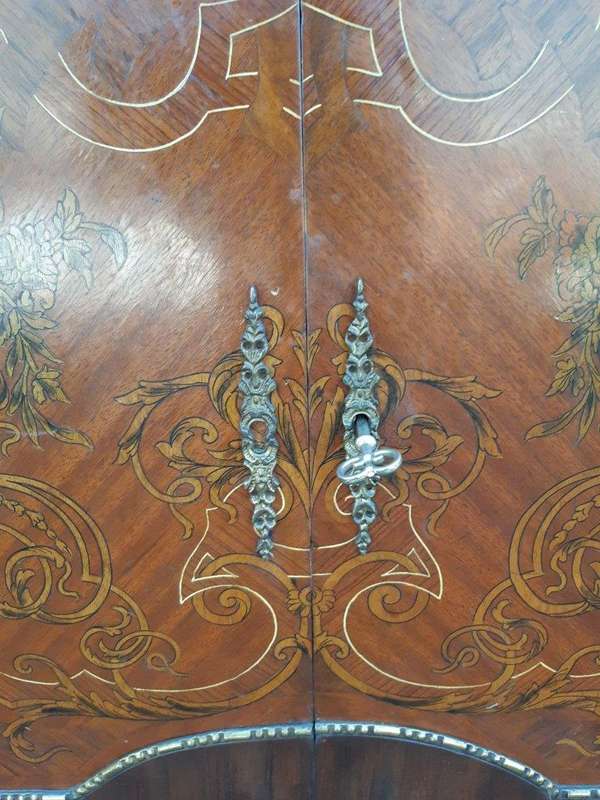 A French Style Console / Drinks Table / Cabinet