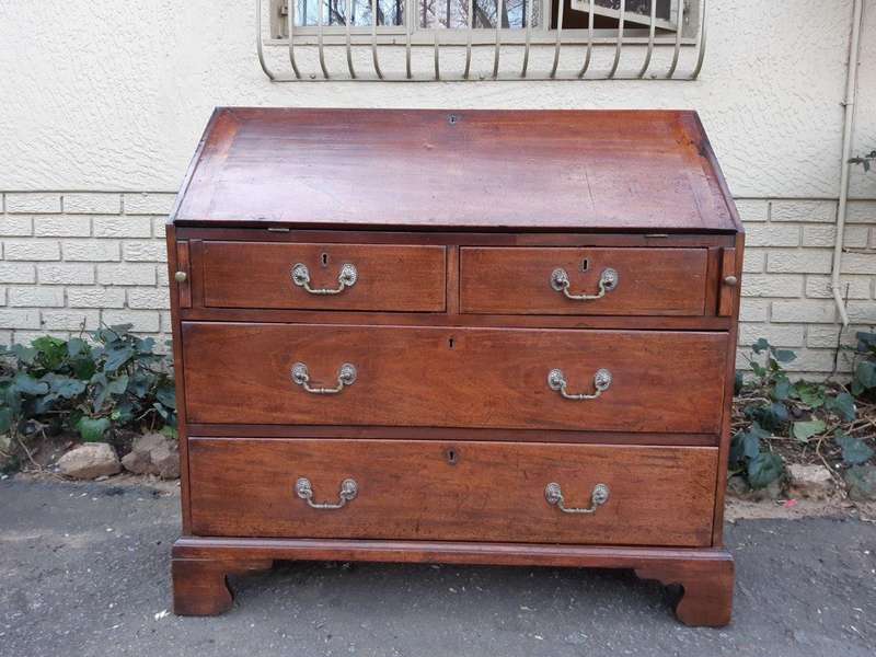 A George lll Mahogany Bureau with Gilt-Tooled Leather Writing Surface