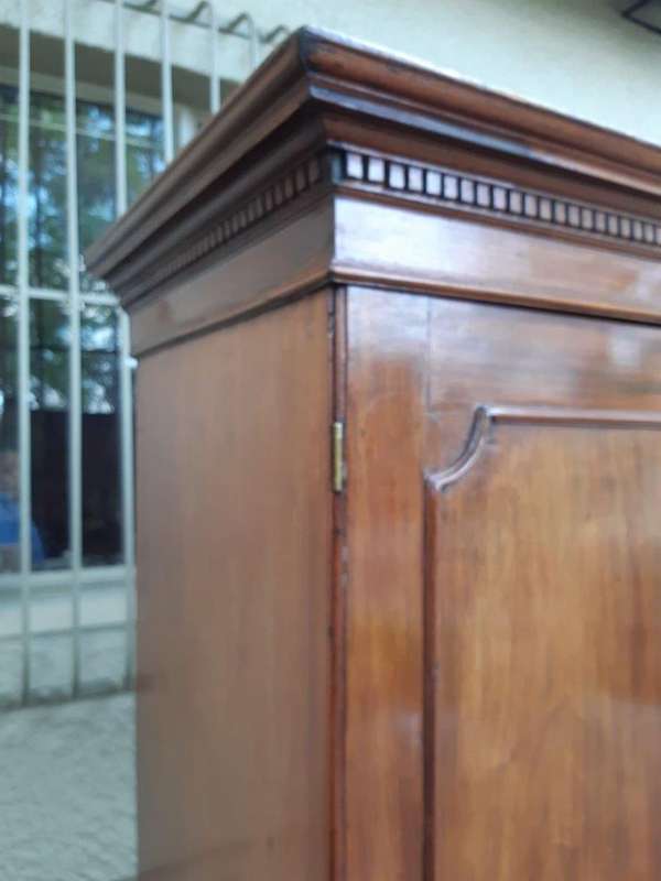Georgian Mahogany Linen Press / Secretaire