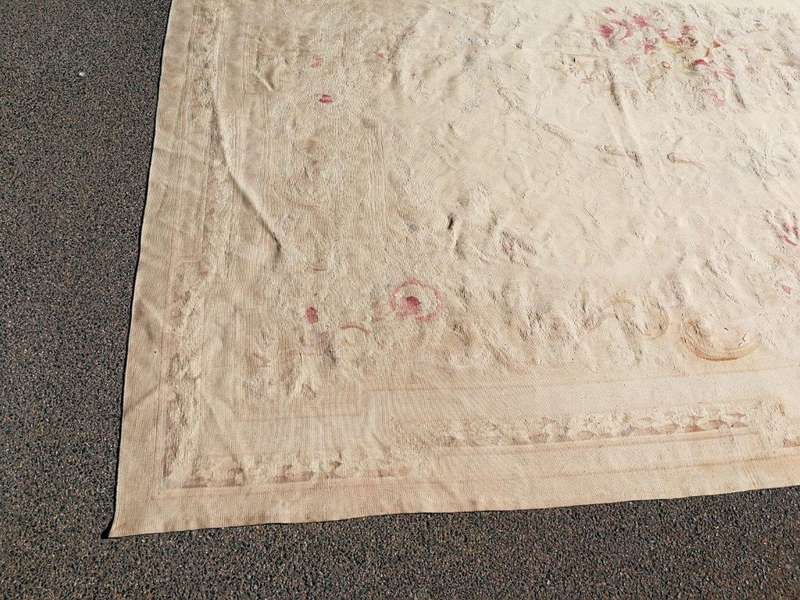 Antique French Aubusson Carpet (WEAR & TEAR)