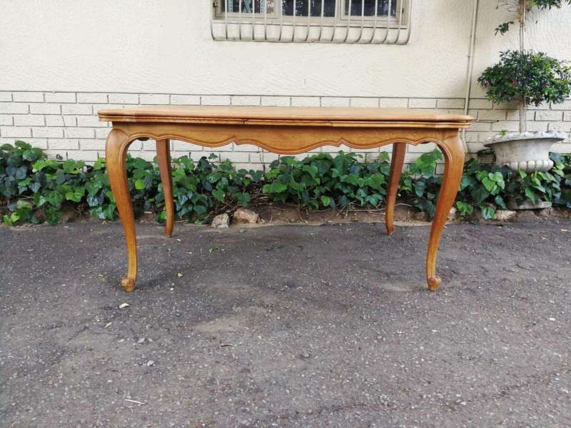 French Walnut Parquetry Extending Dining Table Parquetry Top, Slight Serpentine Outer Edge And Ca...